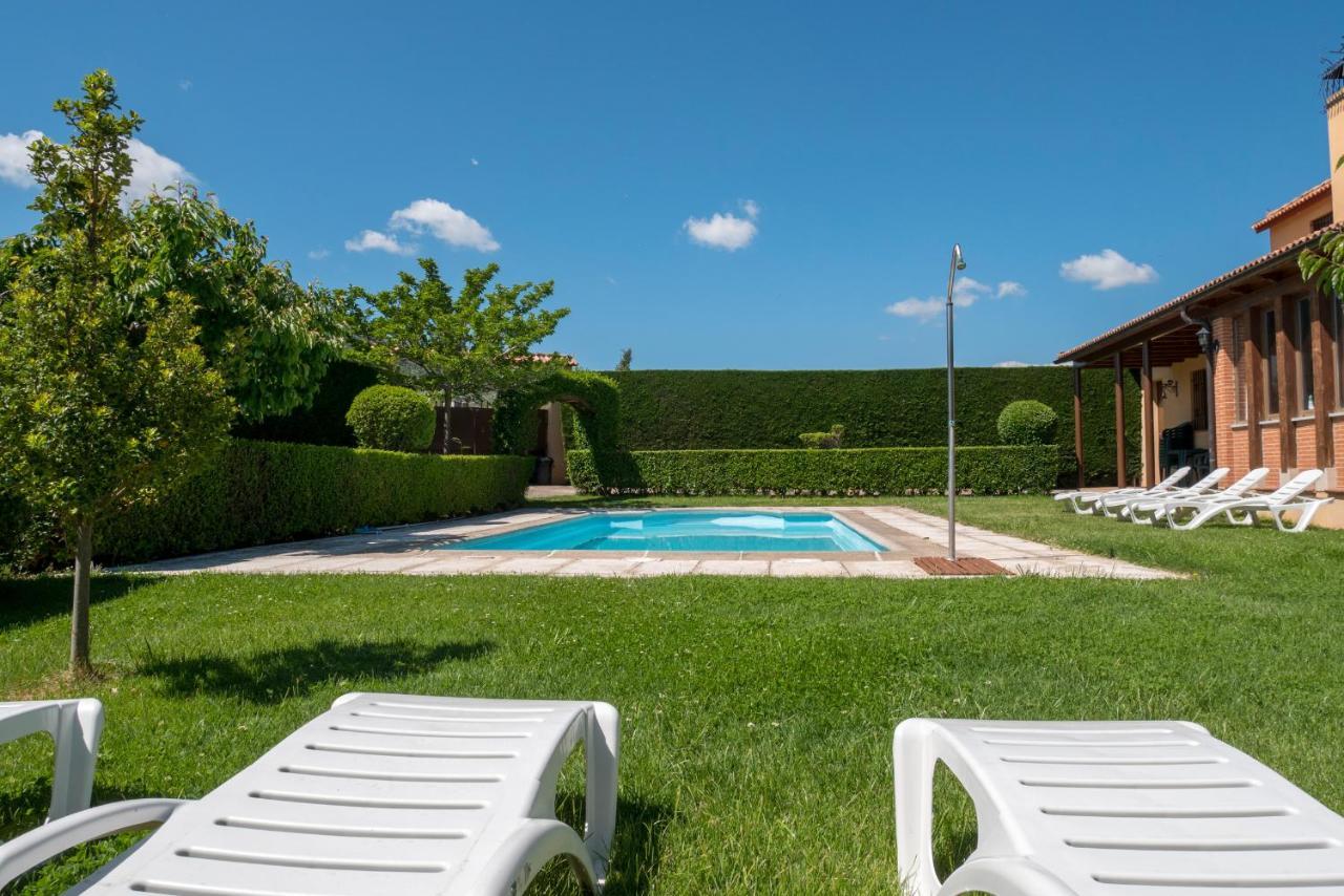 Casa Rural El Berrueco Robledillo Exterior foto