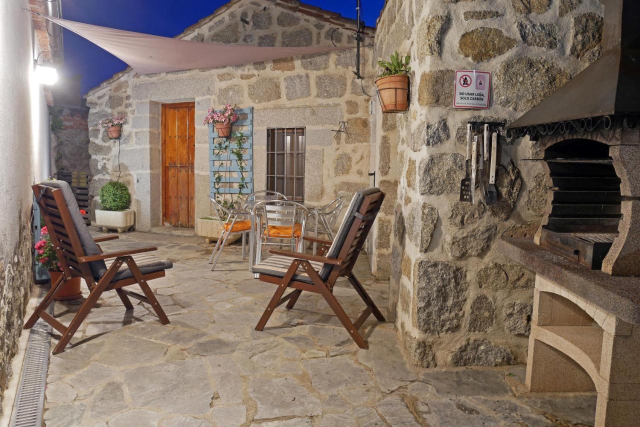 Casa Rural El Berrueco Robledillo Exterior foto